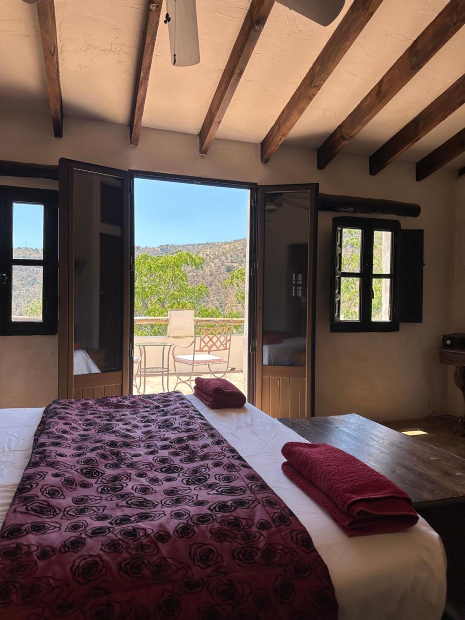 Cortijo Cuscurro Villa Riogordo Luaran gambar